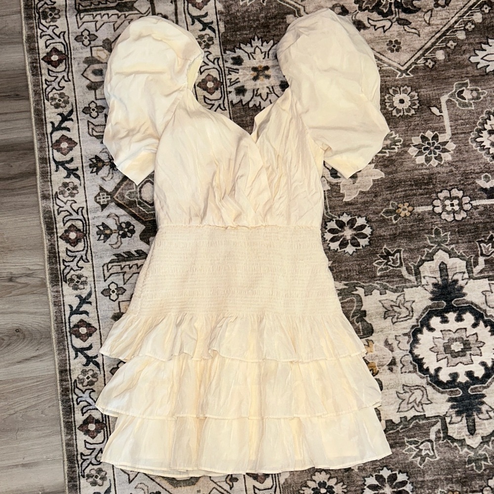 DO+BE Cream Puff Sleeve Mini Dress